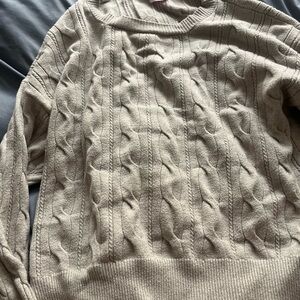 Pink Lily Women's Gray Cable Knit Crewneck Sweater